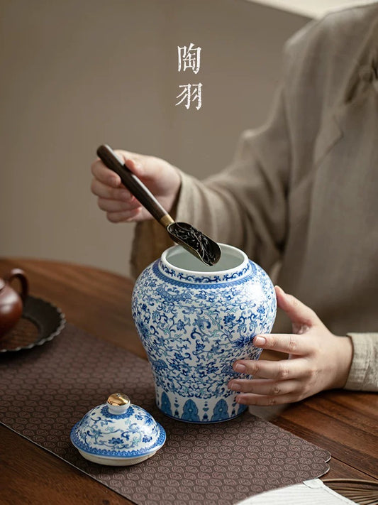 Blue & White Porcelain Tea Caddy
- Antique-Style "General's Jar" Ceramic Tea Canister (Air-Tight Storage for Loose Leaf Tea)
