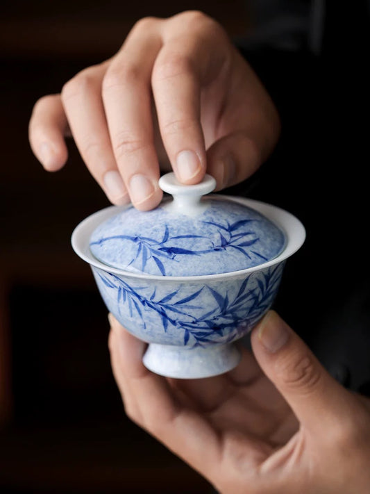 Hand-Painted Fine Porcelain Gaiwa,Ultra-Thin Body Chinese Tea Cup with Lid - Elegant White Ceramic Gongfu Tea Set