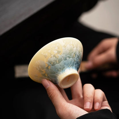 Kiln transformed starry sky blue Jing fired crystalline glaze gradient bamboo hat ceramic cup