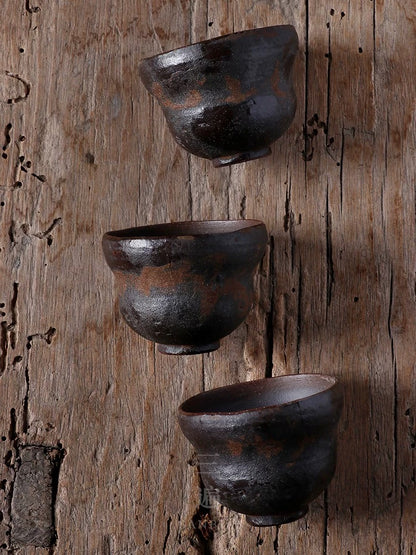 Japanese Wabi-Sabi Hand-Pinched Teapot – Ins-Style Creative Yixing Clay & Stoneware Lidded Cup, Easy-to-Season Handheld Gongfu Tea Set
