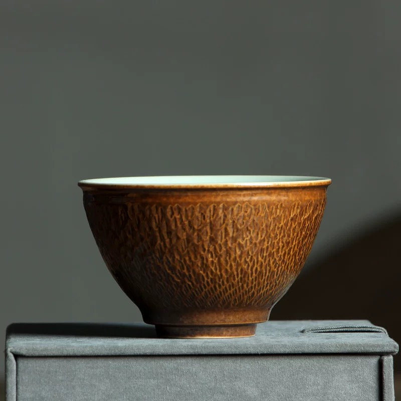 Authentic Longquan Celadon Tea Cup – Hand-Chiseled 'Dancing Blade' Ceramic for Tea Connoisseurs